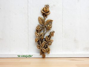 012* Bronzen roos 5 knoppen