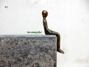 075* bronzen jongen S - Afbeelding 2