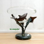 012* Bronzen dolfijnen met schaal